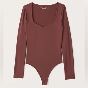 Abercrombie Long-Sleeve Double-Layered Seamless Fabric Sweetheart Bodysuit